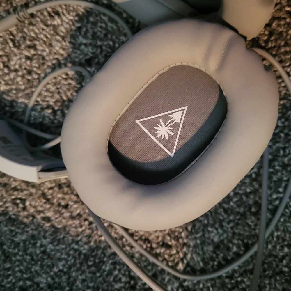 White Audio Cable with 3.5mm Jack